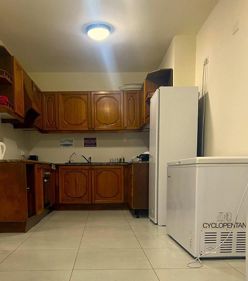 Smart Hostel Биркиркара Экстерьер фото